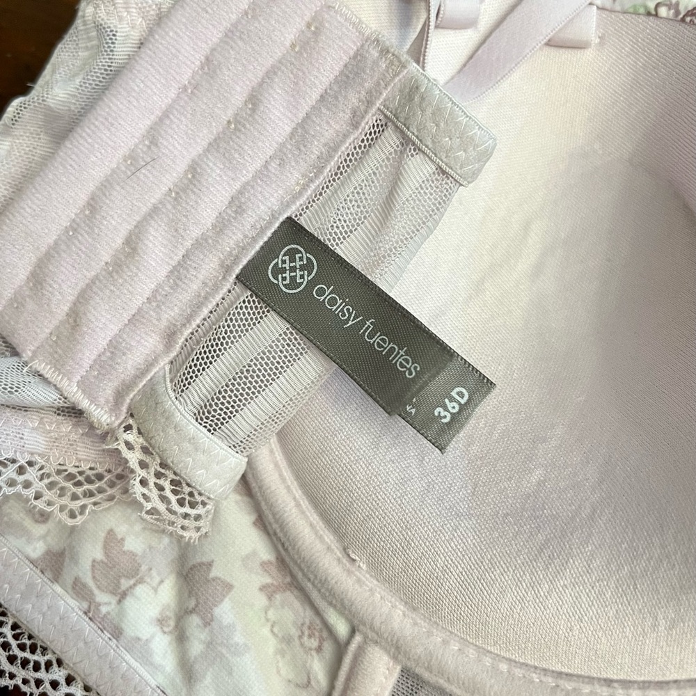Bra - Picture 4 of 5